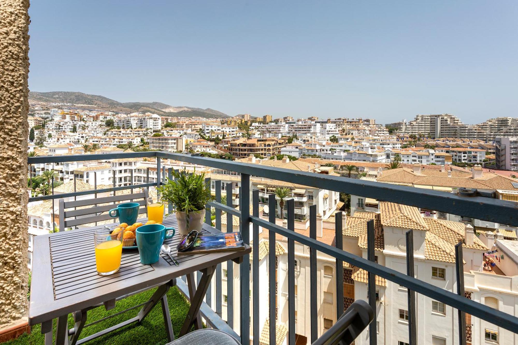 Sunstay Loft Seaview Apartment